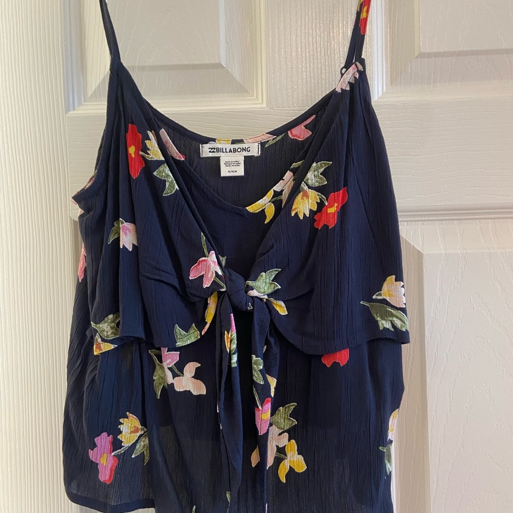 Billabong navy floral cami M